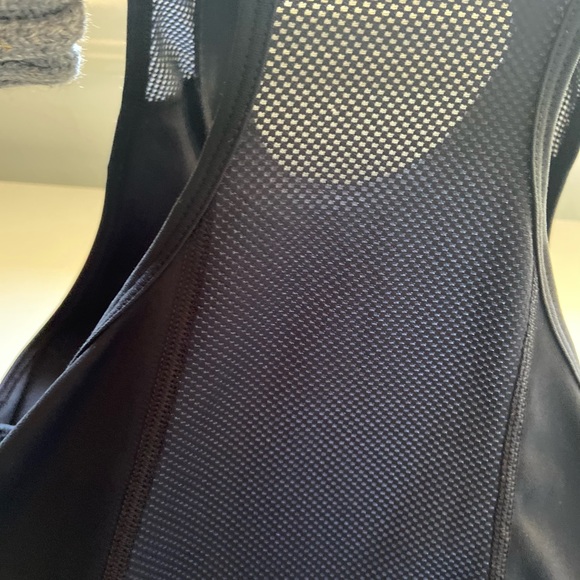 Top Nike - Picture 4 of 4